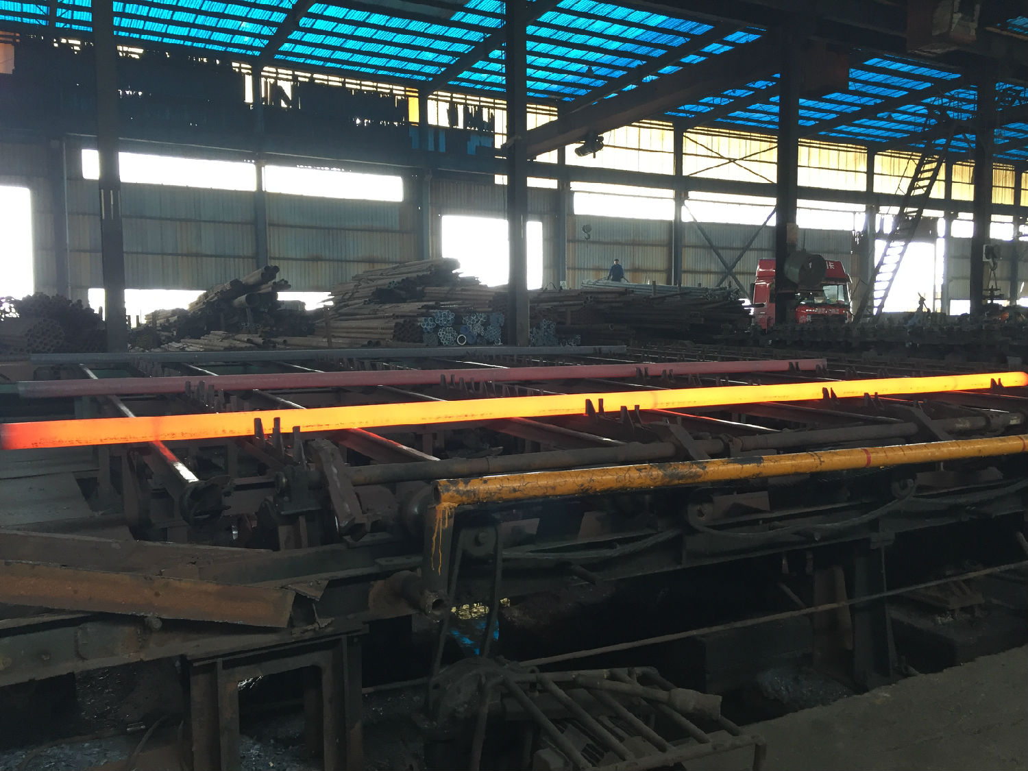 克拉玛依无缝钢管厂家生产线